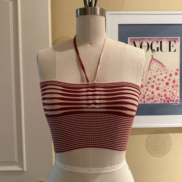M cropped cream & maroon tank - Picture 1 of 4
